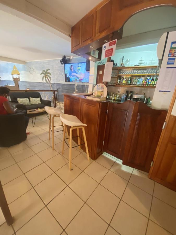Appartement Moderne A Pointe Noire 36 M² Piscine & Jacuzzi Pointe-Noire Exterior foto